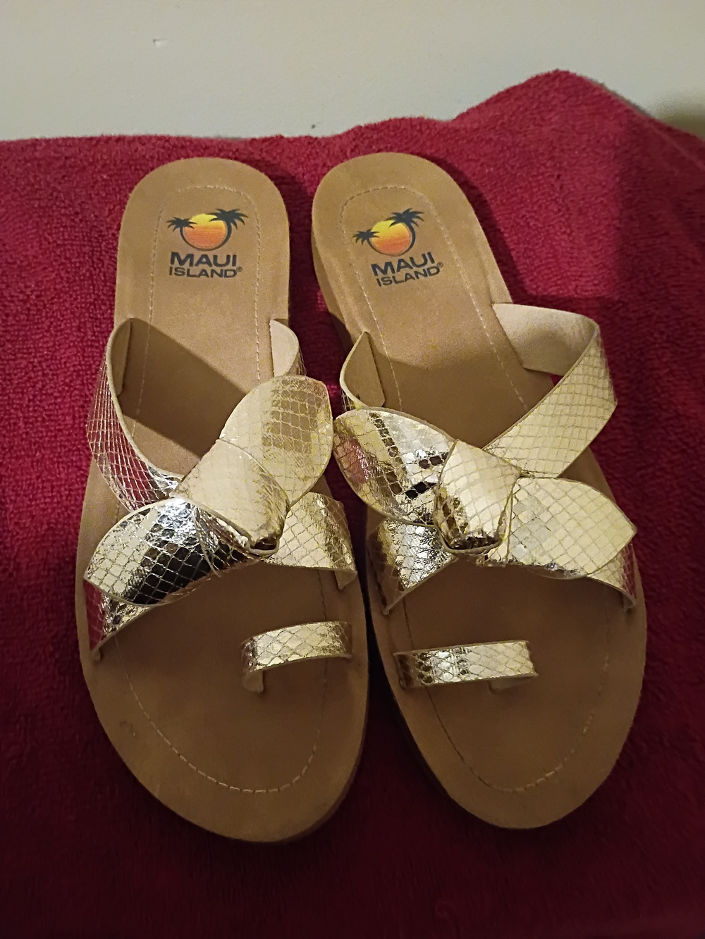 Women's Metallic Gold Knot Slide Sandals